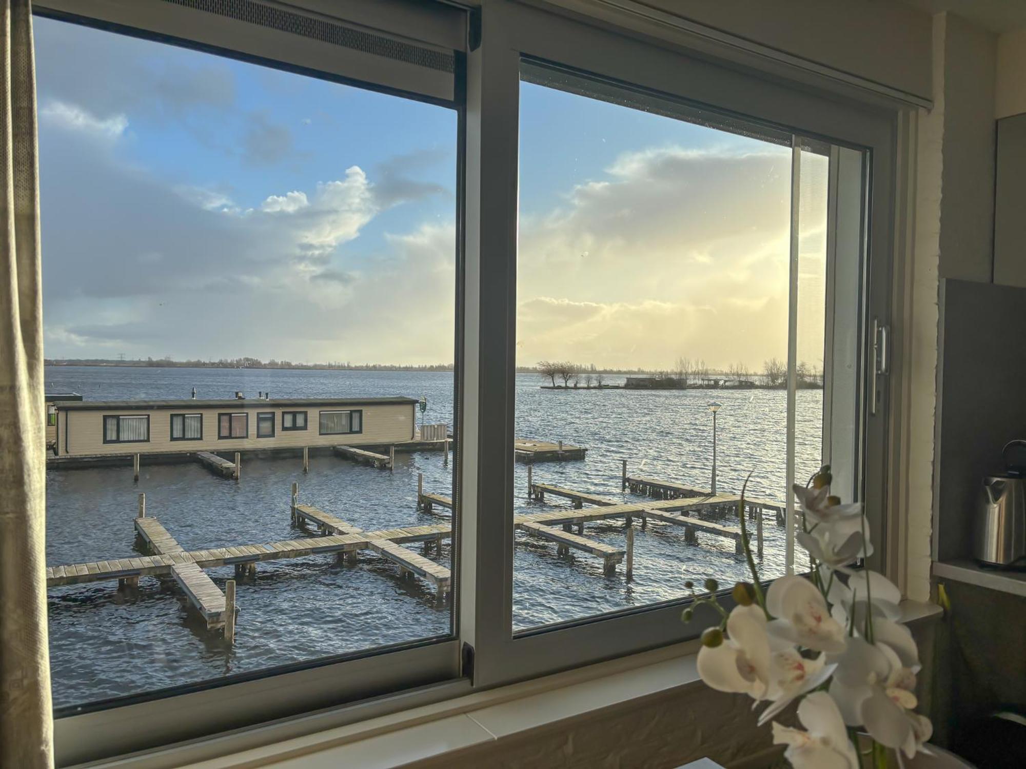 פינקפיין Visserslust Rooms, Apartments And Houseboats מראה חיצוני תמונה