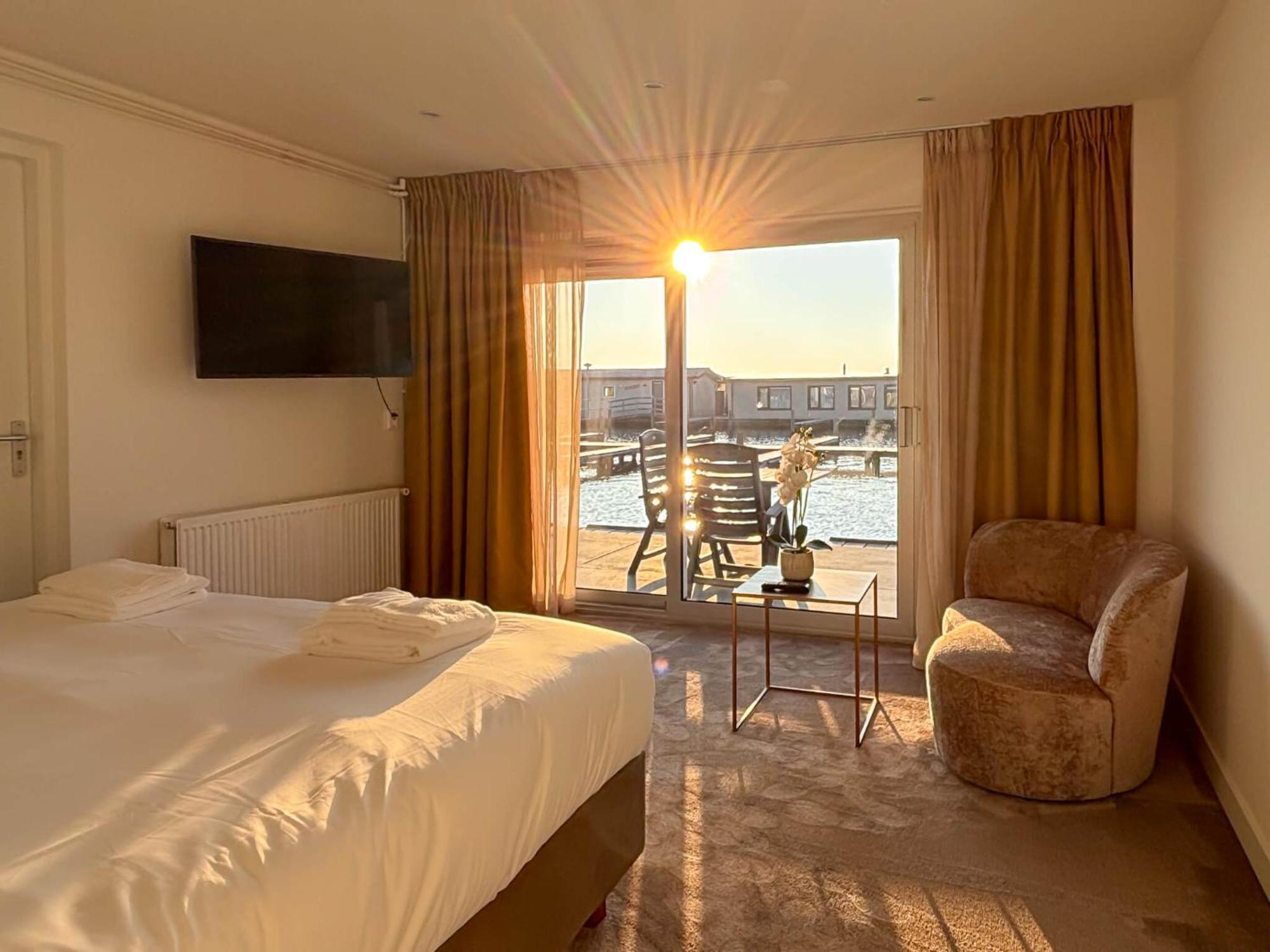 פינקפיין Visserslust Rooms, Apartments And Houseboats מראה חיצוני תמונה