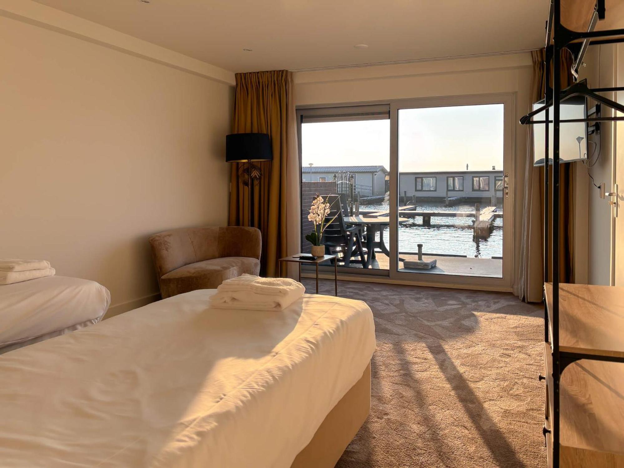 פינקפיין Visserslust Rooms, Apartments And Houseboats מראה חיצוני תמונה